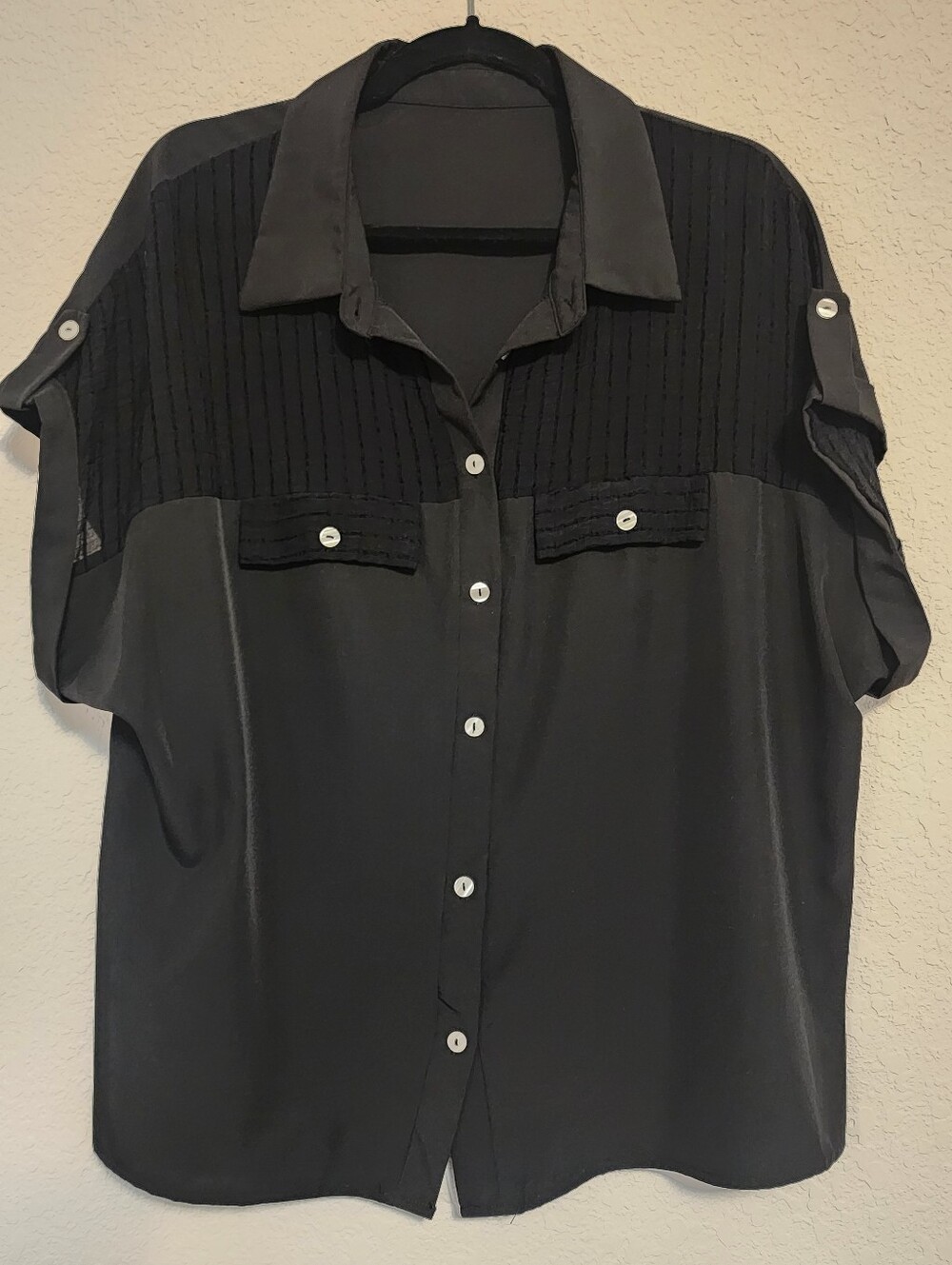 Relaxed Black Short-Sleeve Button-Down Shirt with Textured Yoke